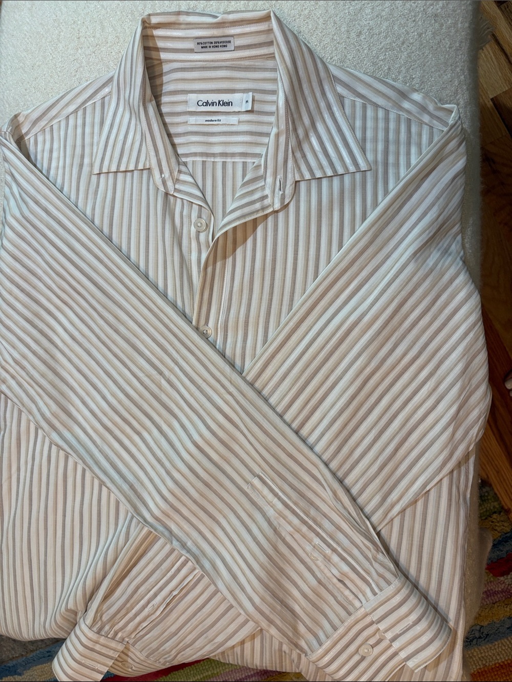 Calvin Klein Women’s Pinstripe Buttondown Shirt Beige/Tan/White (M)